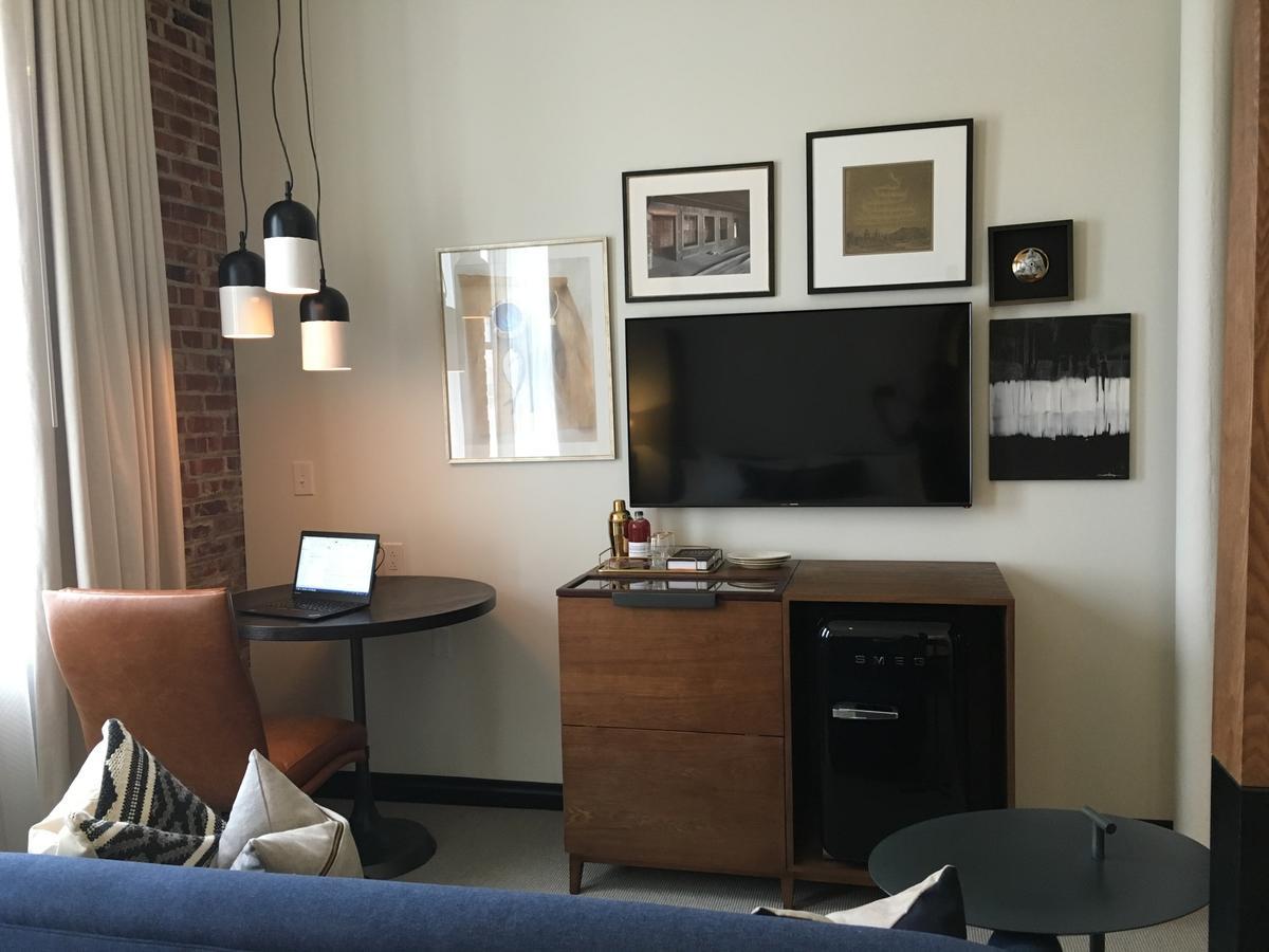 Crossroads Hotel Kansas City Bagian luar foto