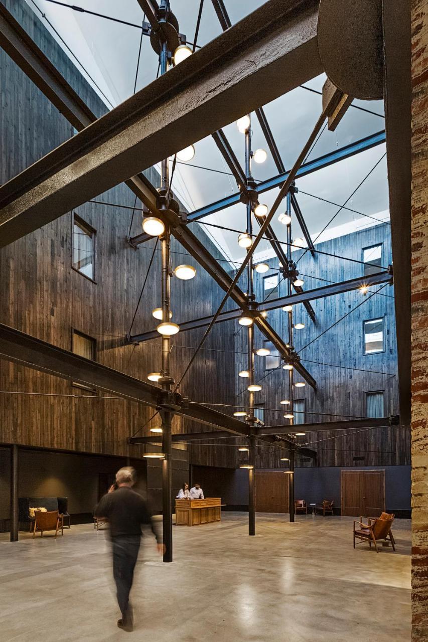 Crossroads Hotel Kansas City Bagian luar foto