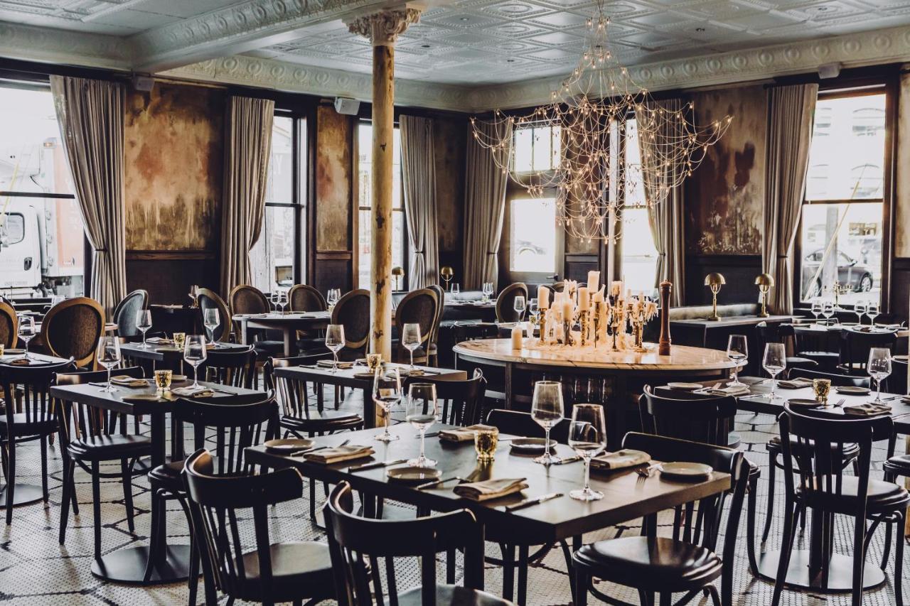 Crossroads Hotel Kansas City Bagian luar foto